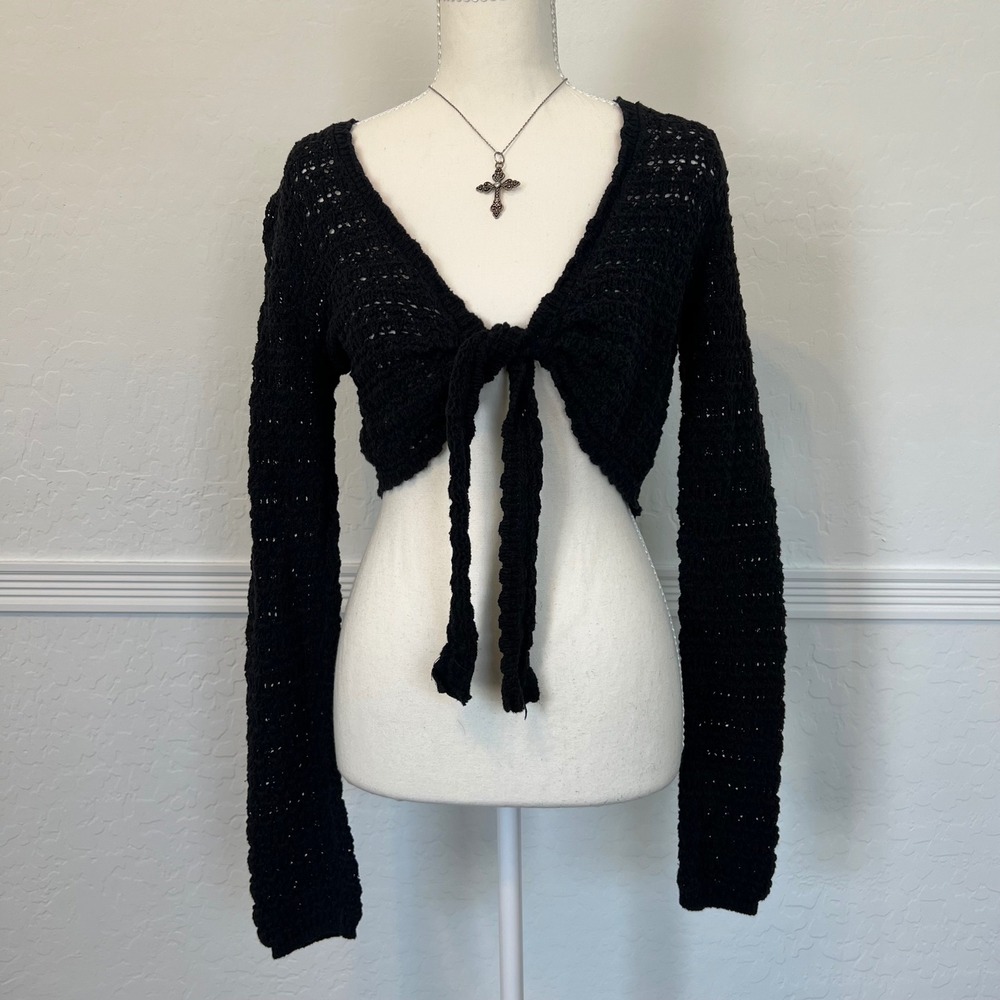 vintage long sleeve crochet tie front bolero